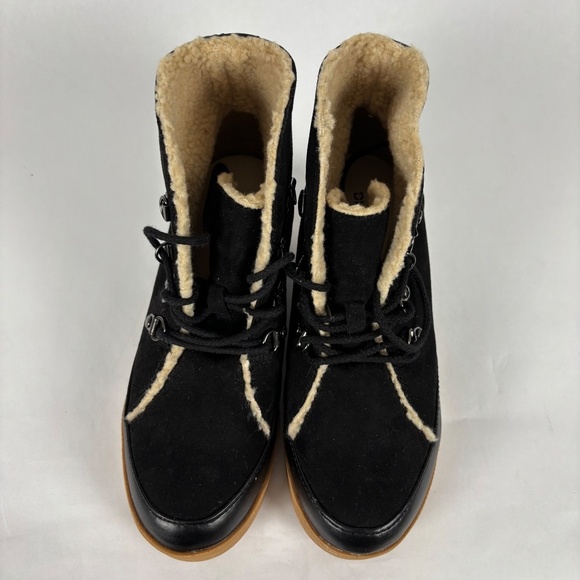 H&M Divided Boots, Black Leather, Sherpa lined, for Spring/Fall/Winter - Picture 3 of 8